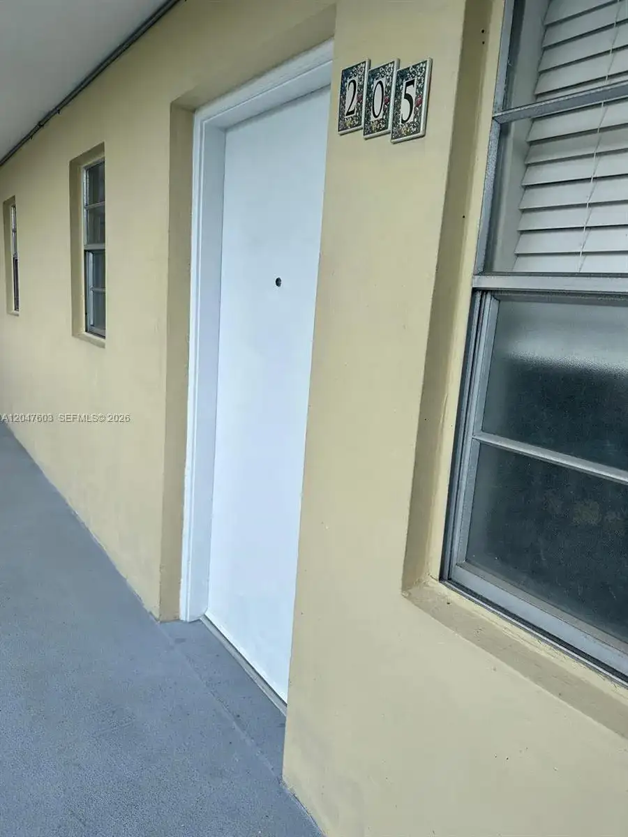 427 Santander Ave # 205, Coral Gables FL 33134 photo 3