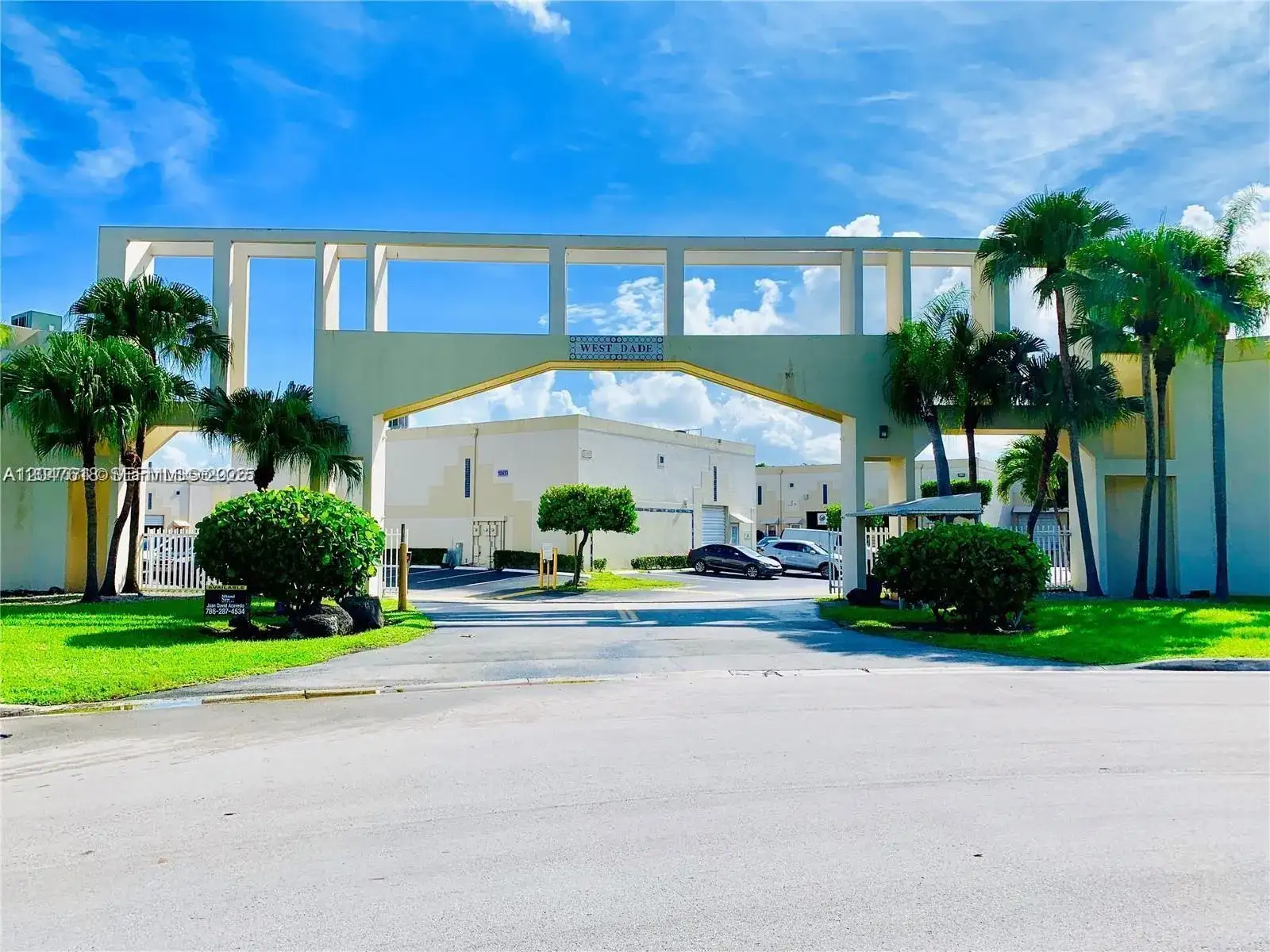 10431 NW 28th St # E106, Doral FL 33172 photo 3