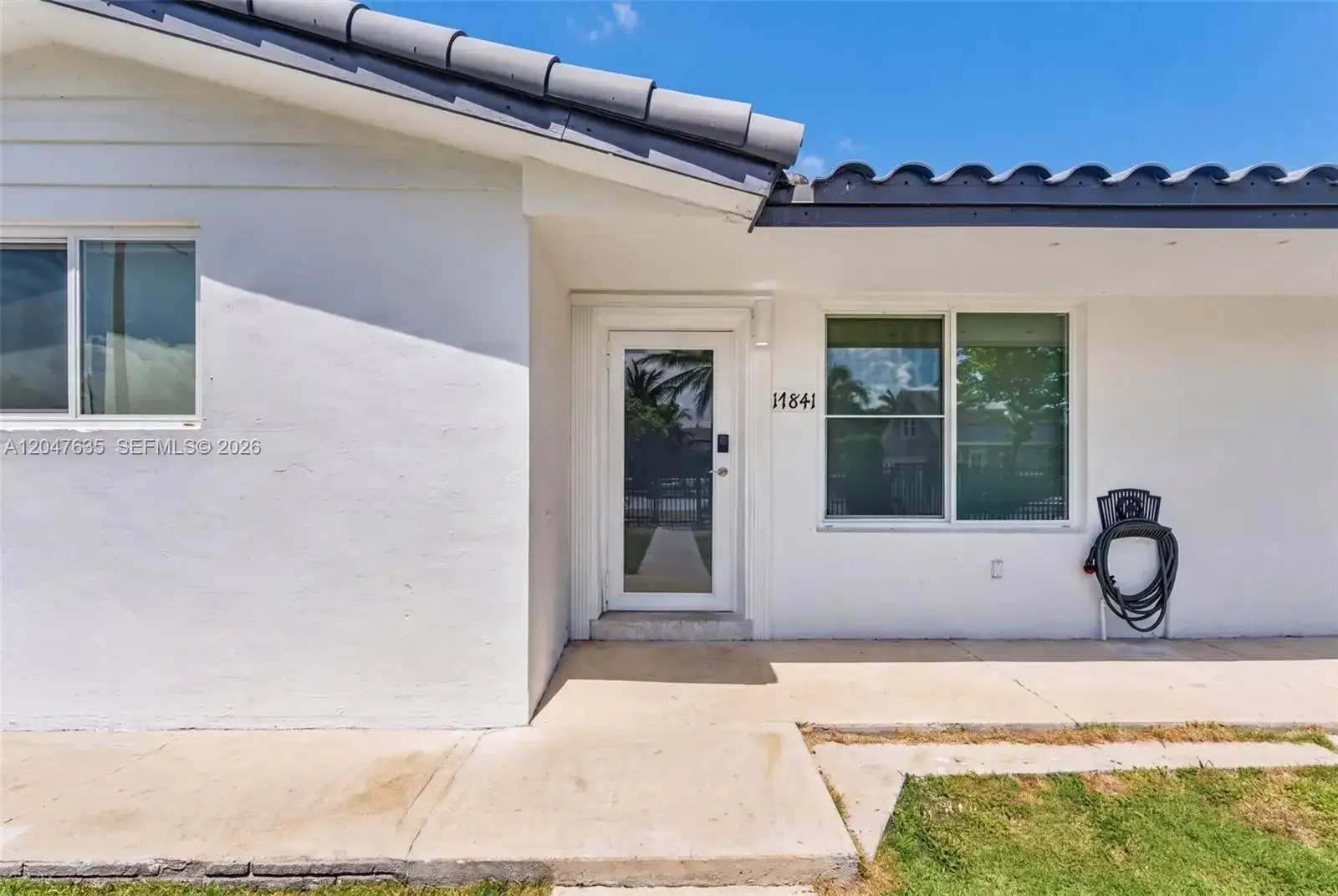 17841 SW 112th Pl, Miami FL 33157 photo 2