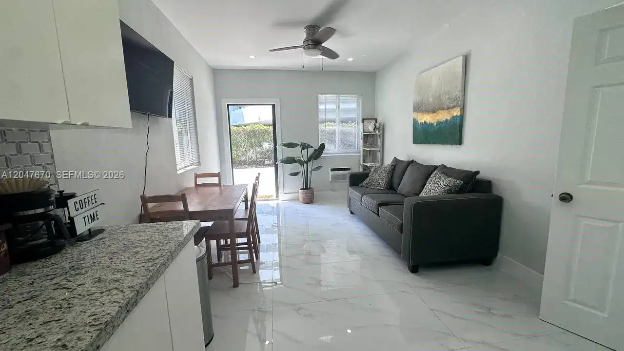 320 SW 29th Rd, Miami FL 33129 photo 5