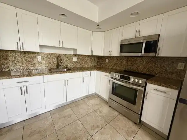 8700 SW 133rd Ave Rd # 302, Miami FL 33183 photo 3