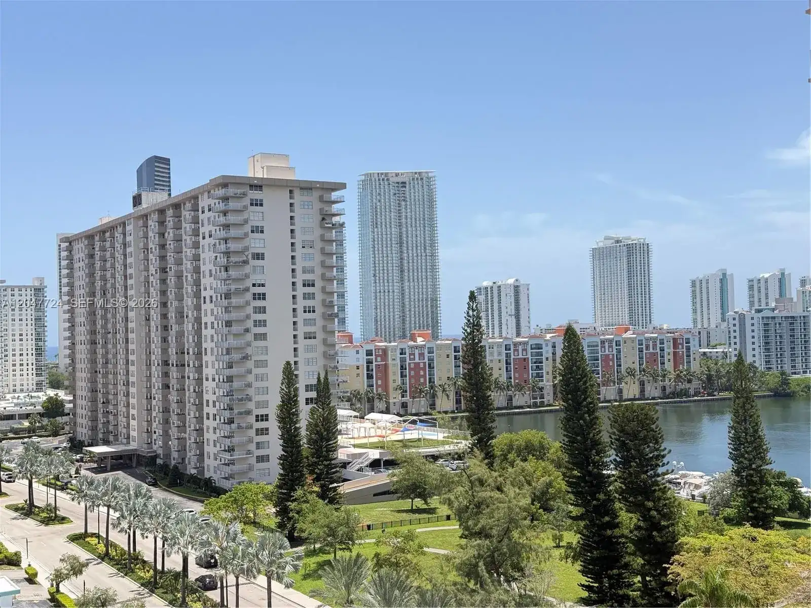 301 174th St # 1208, Sunny Isles Beach FL 33160 photo 3
