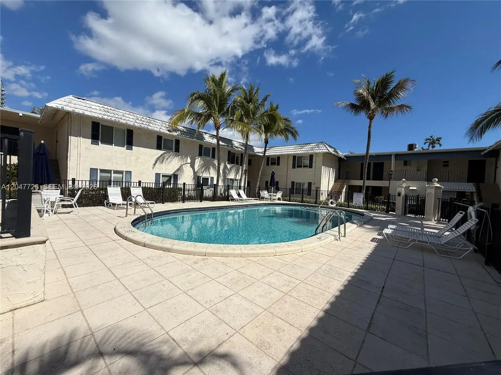 8607 SW 68th Ct # 24, Pinecrest FL 33156 photo 2
