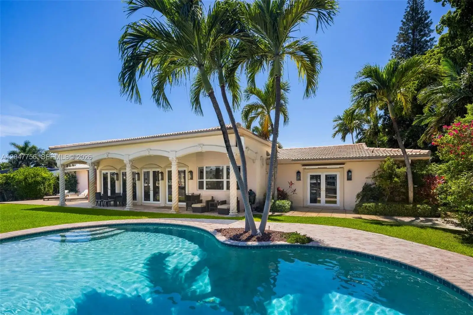 600 SE 28th Ave, Pompano Beach FL 33062 photo 2