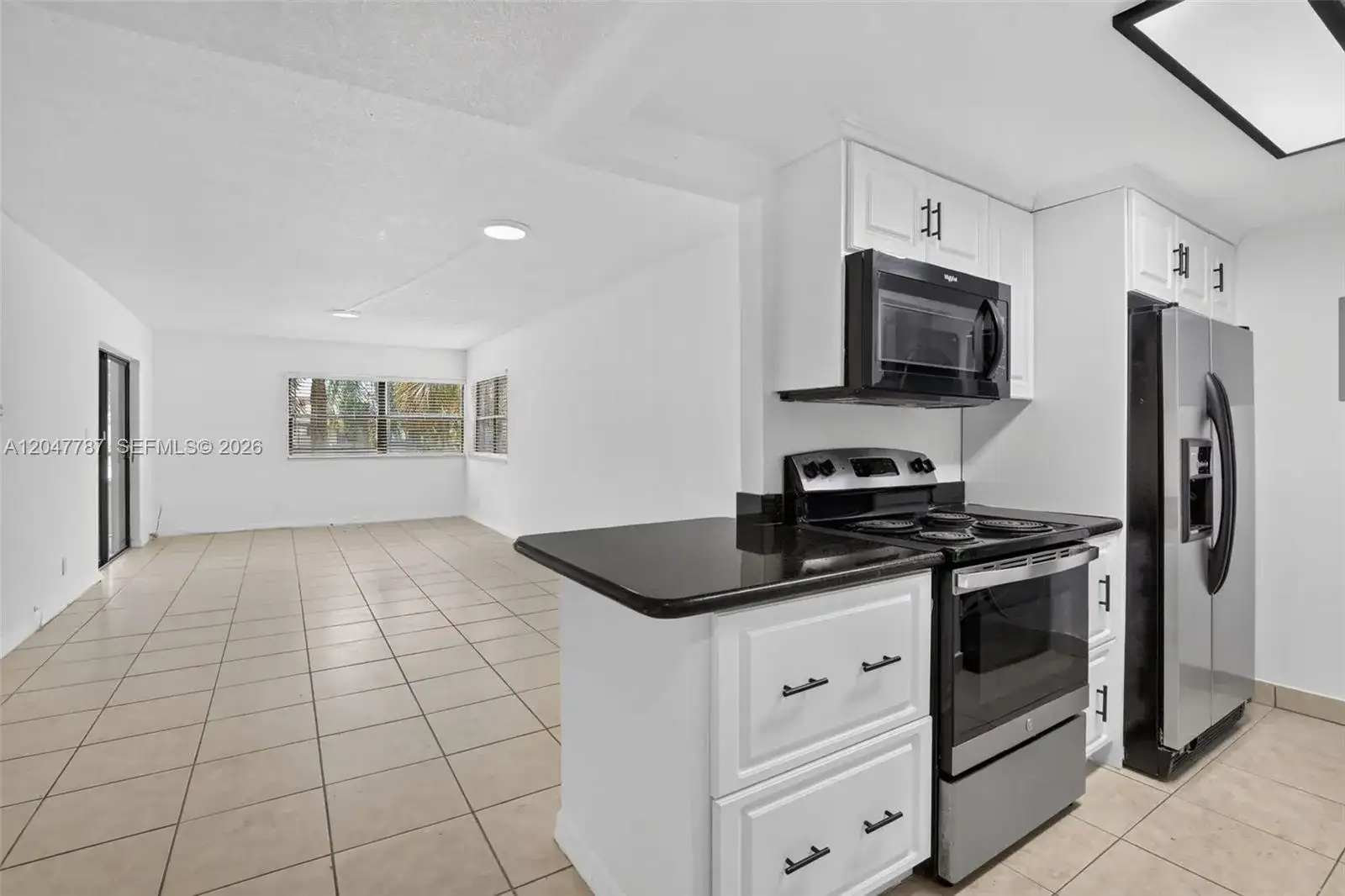 220 Lakeview Dr # 210, Weston FL 33326 photo 5