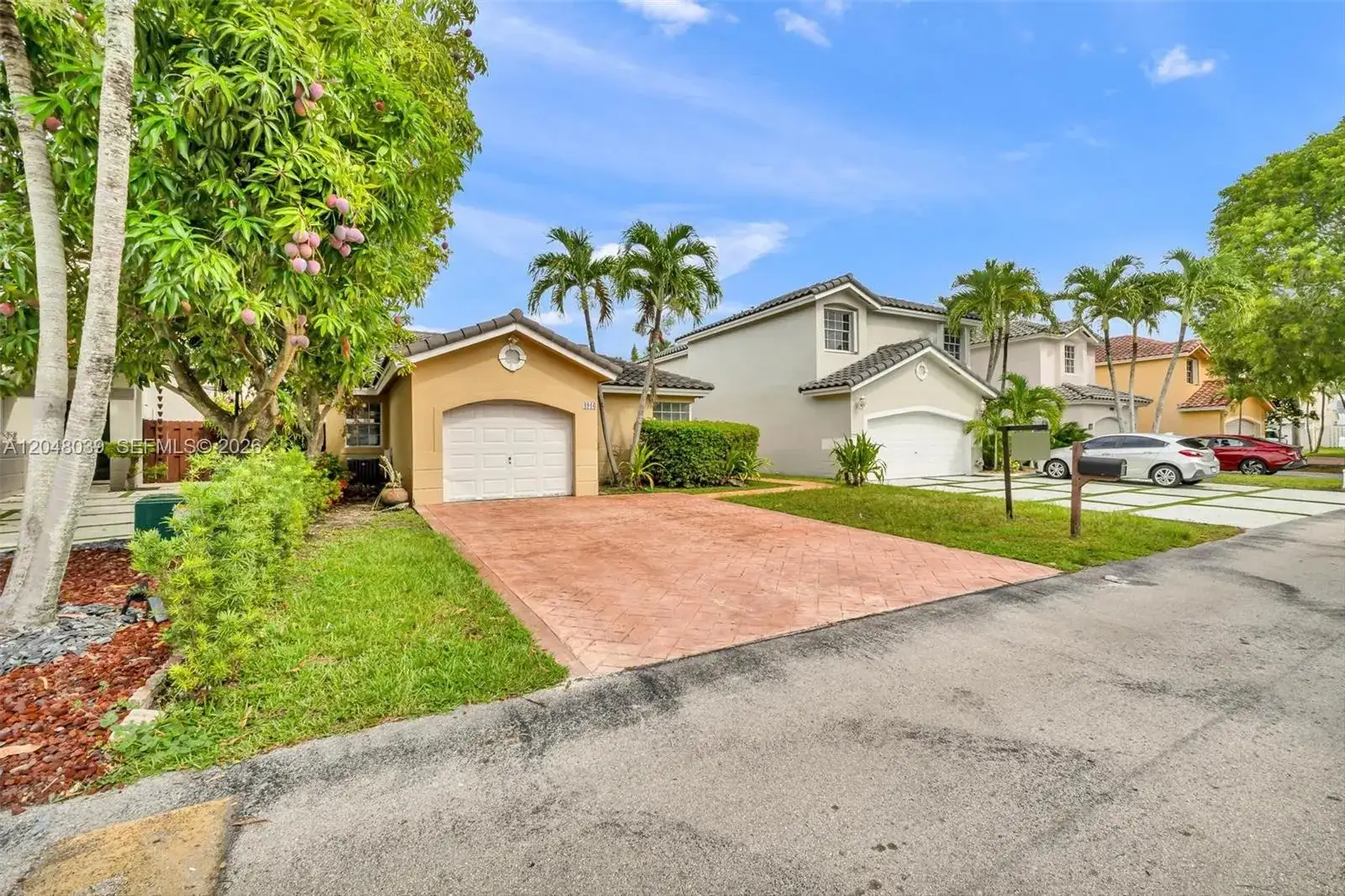 4916 SW 154th Ave, Miami FL 33185 photo 2