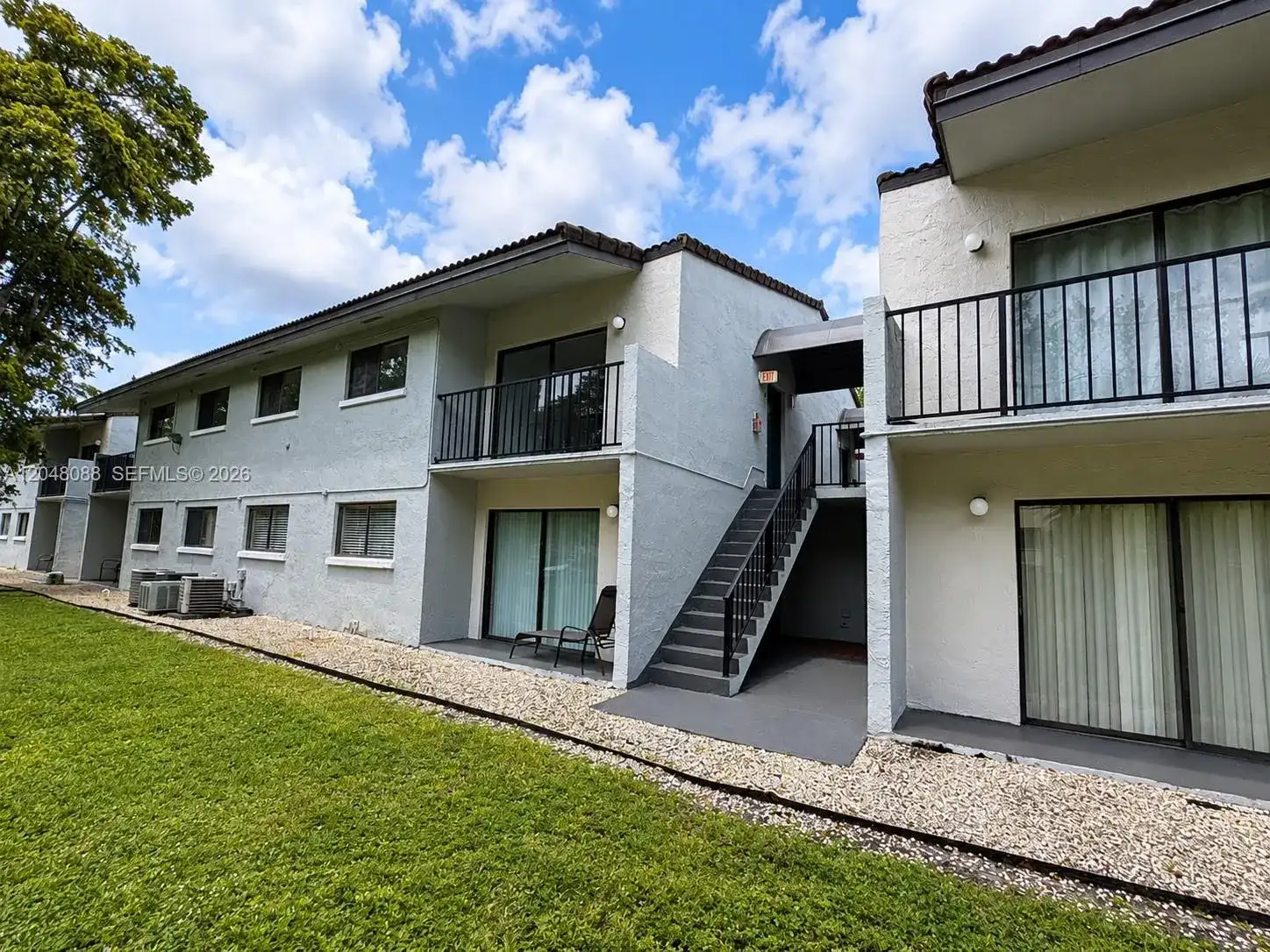 7095 NW 179th St # 209, Hialeah FL 33015 photo 2