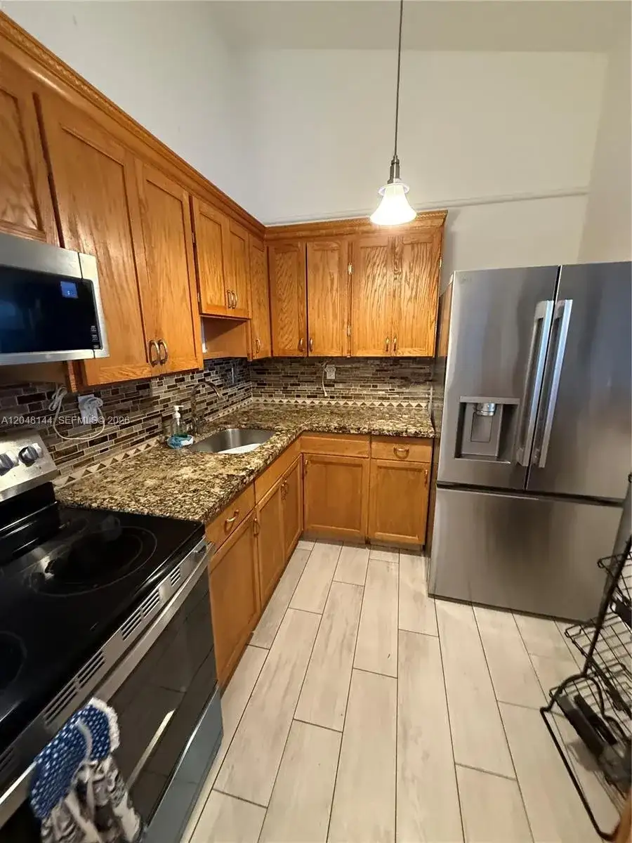 468 NE 206th Ln # 203, Miami FL 33179 photo 3