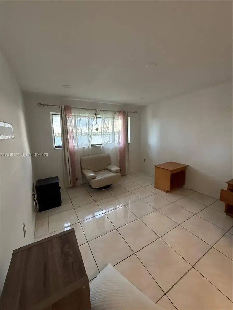 468 NE 206th Ln # 203, Miami FL 33179 photo 4