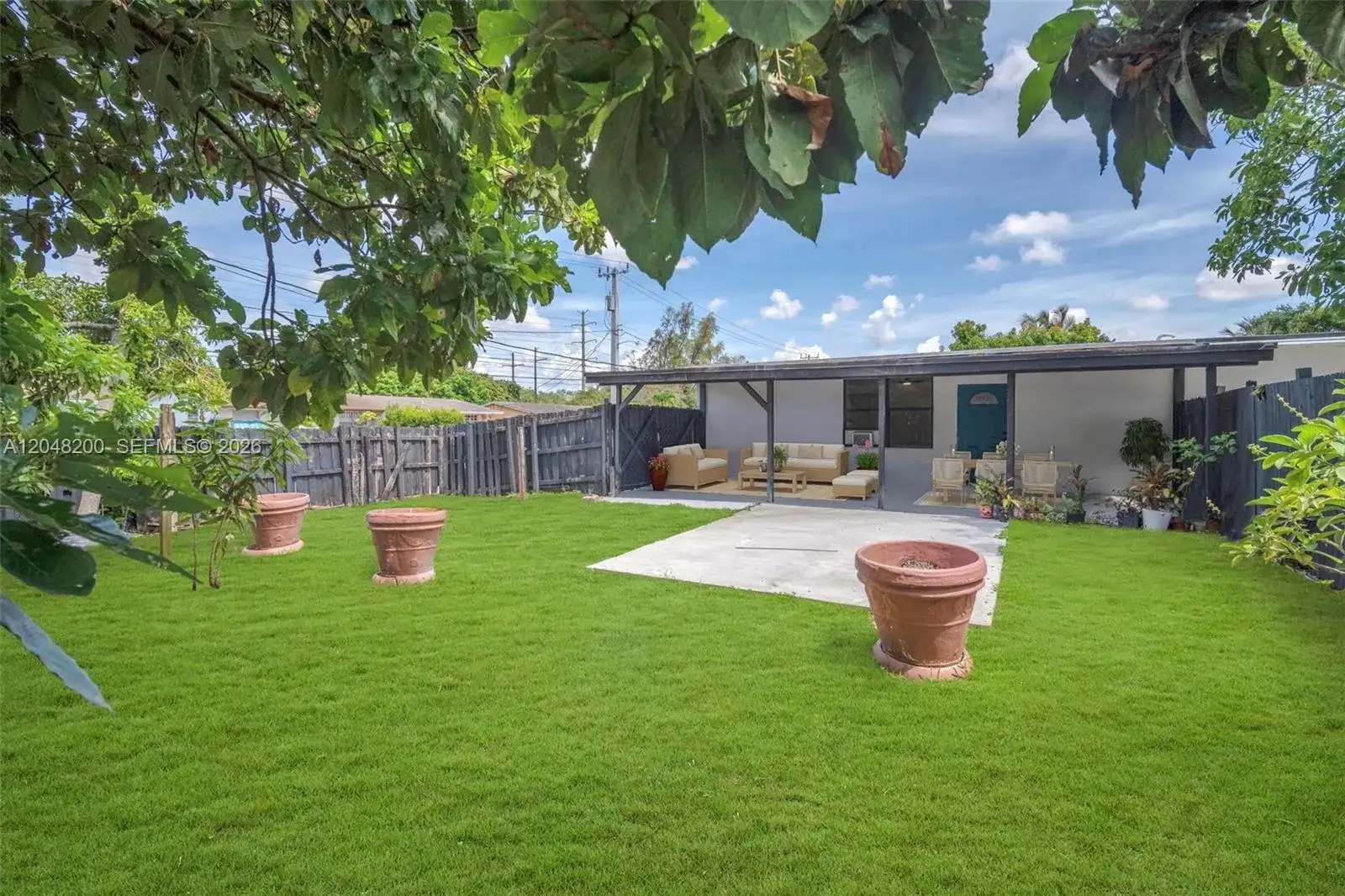 7022 SW 19th Ct, North Lauderdale FL 33068 photo 5