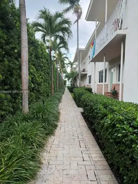 1140 Venetian Way # 2C, Miami FL 33139 photo 3
