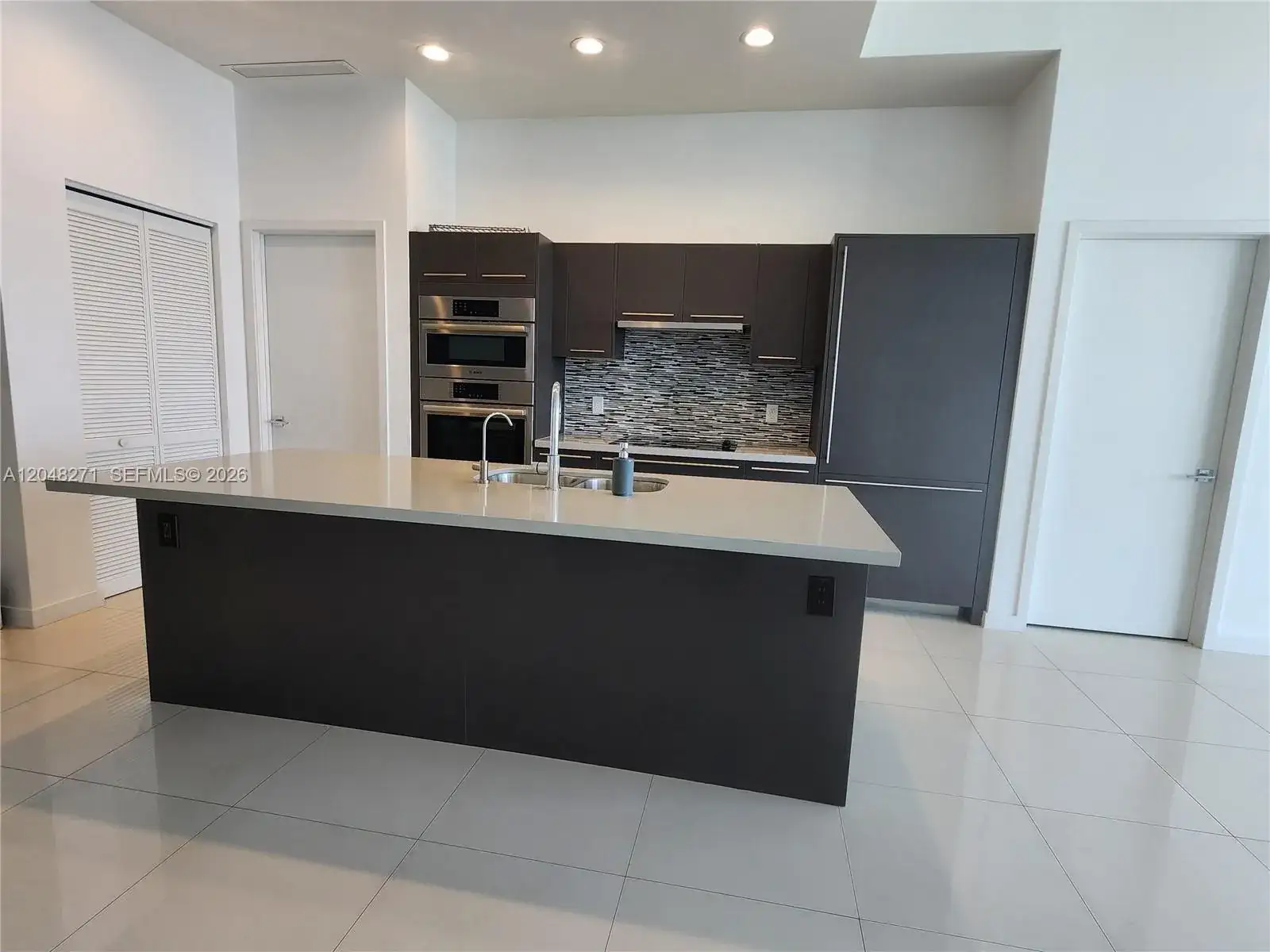 7825 NW 107th Ave # 801, Doral FL 33178 photo 3
