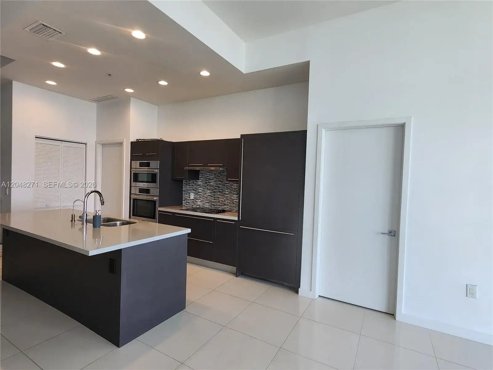 7825 NW 107th Ave # 801, Doral FL 33178 photo 5