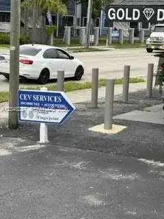 4603 N Armenia, Tampa FL 33603 photo 2