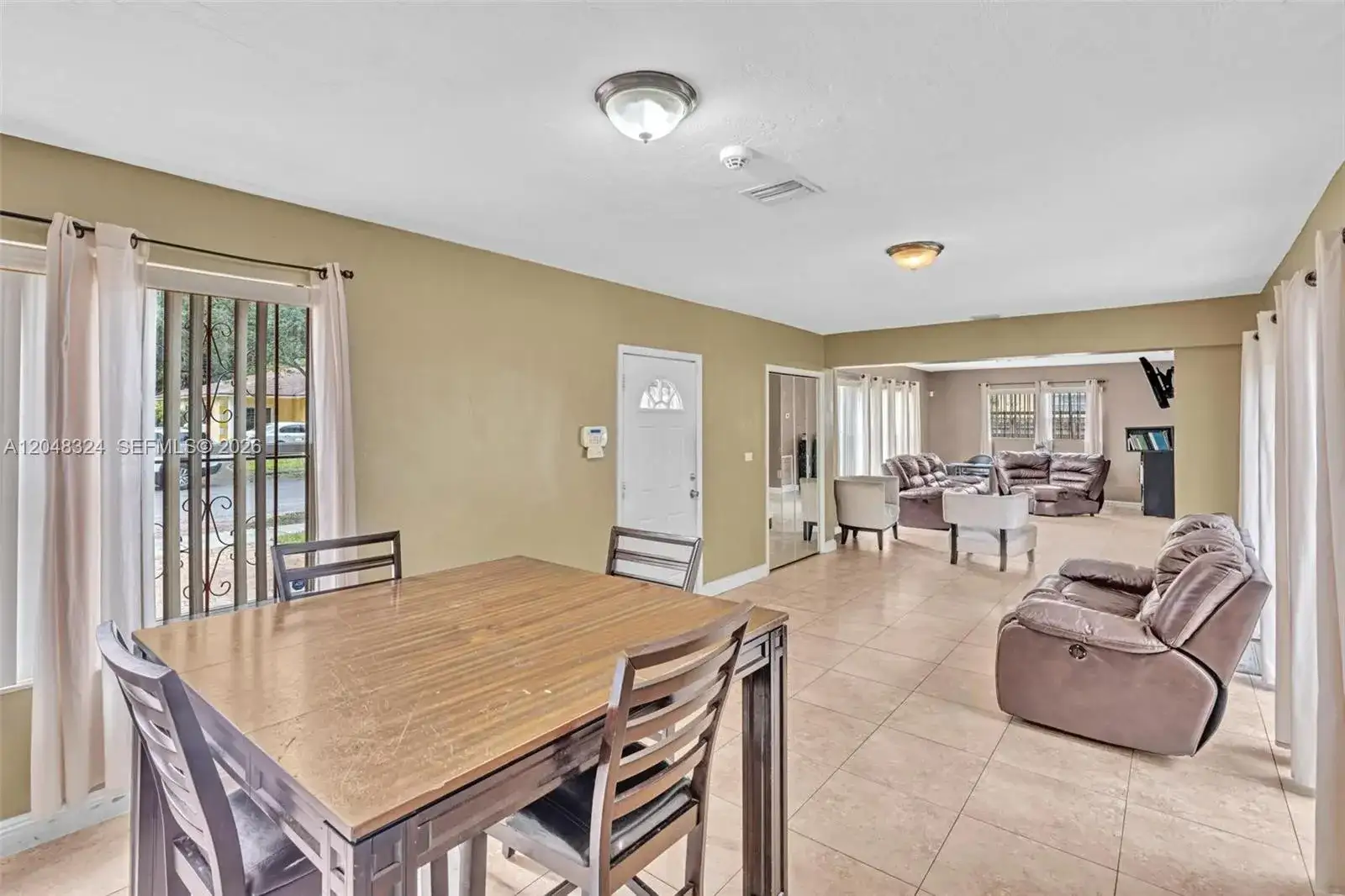 331 NE 176th St, North Miami Beach FL 33162 photo 5
