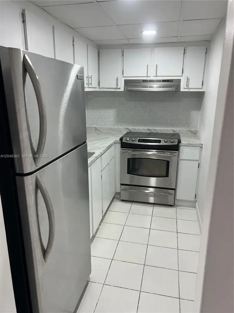 4715 NW 7th St # 2, Miami FL 33126 photo 3