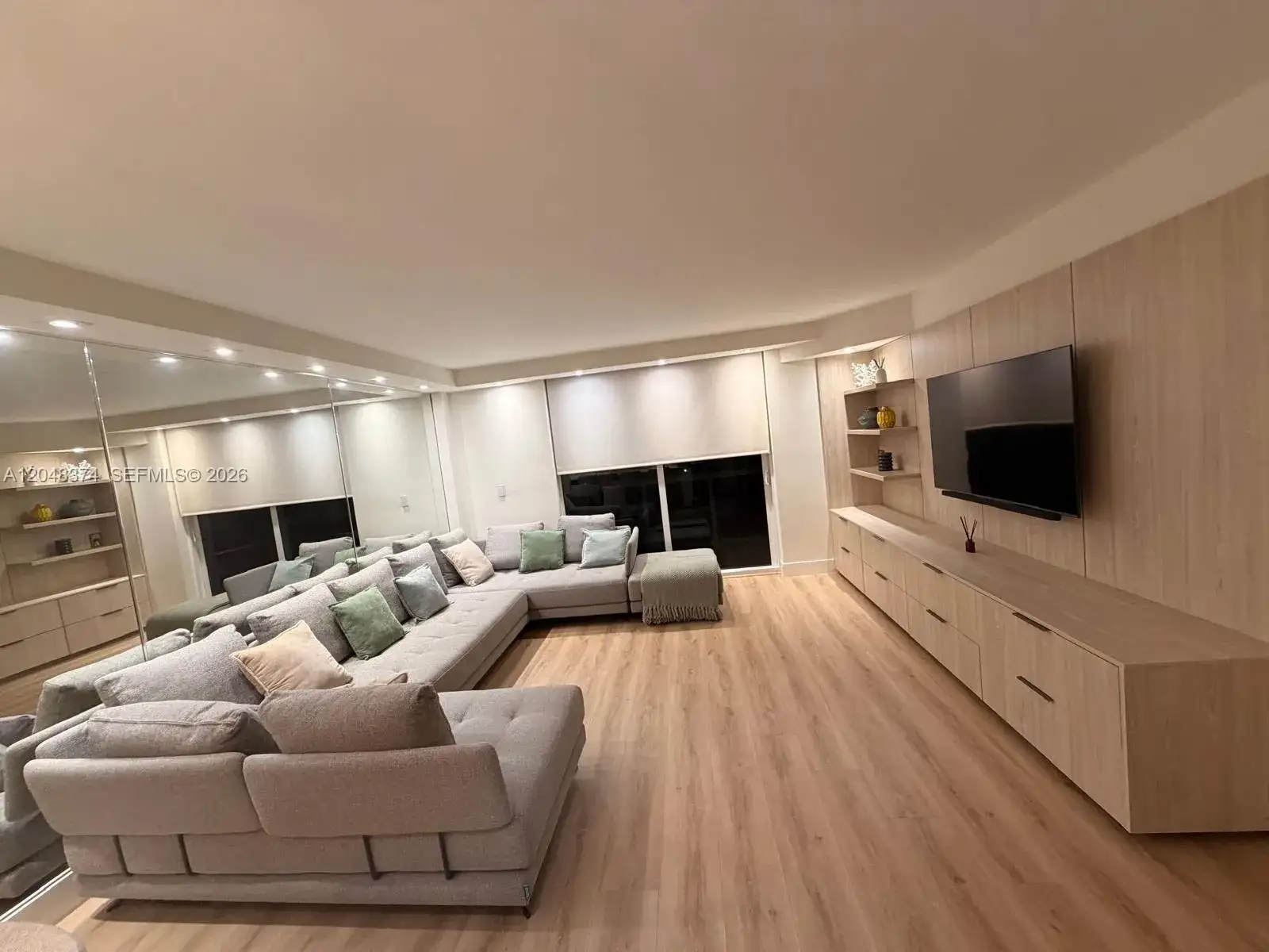 10275 Collins Ave # 333, Bal Harbour FL 33154 photo 2