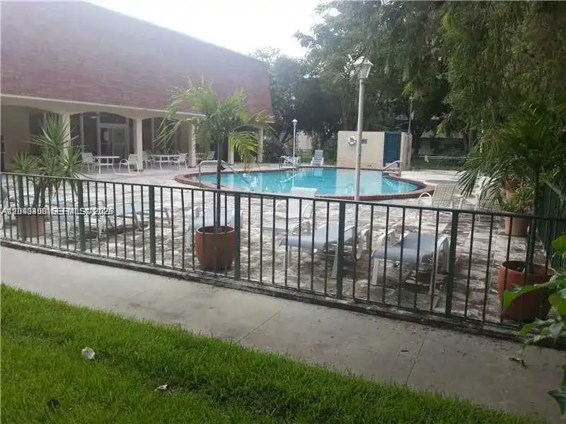 500 NE 2nd St # 408, Dania Beach FL 33004 photo 2