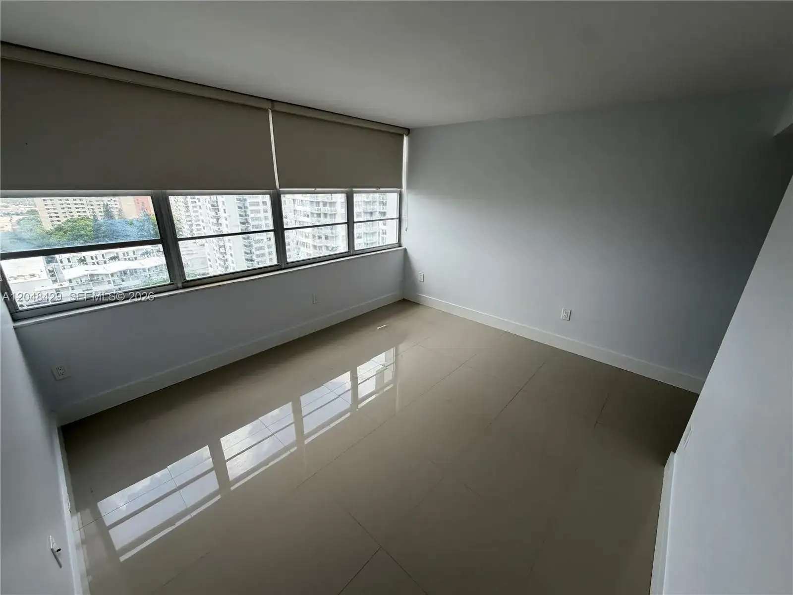 18011 Biscayne Blvd # 1802, Aventura FL 33160 photo 3