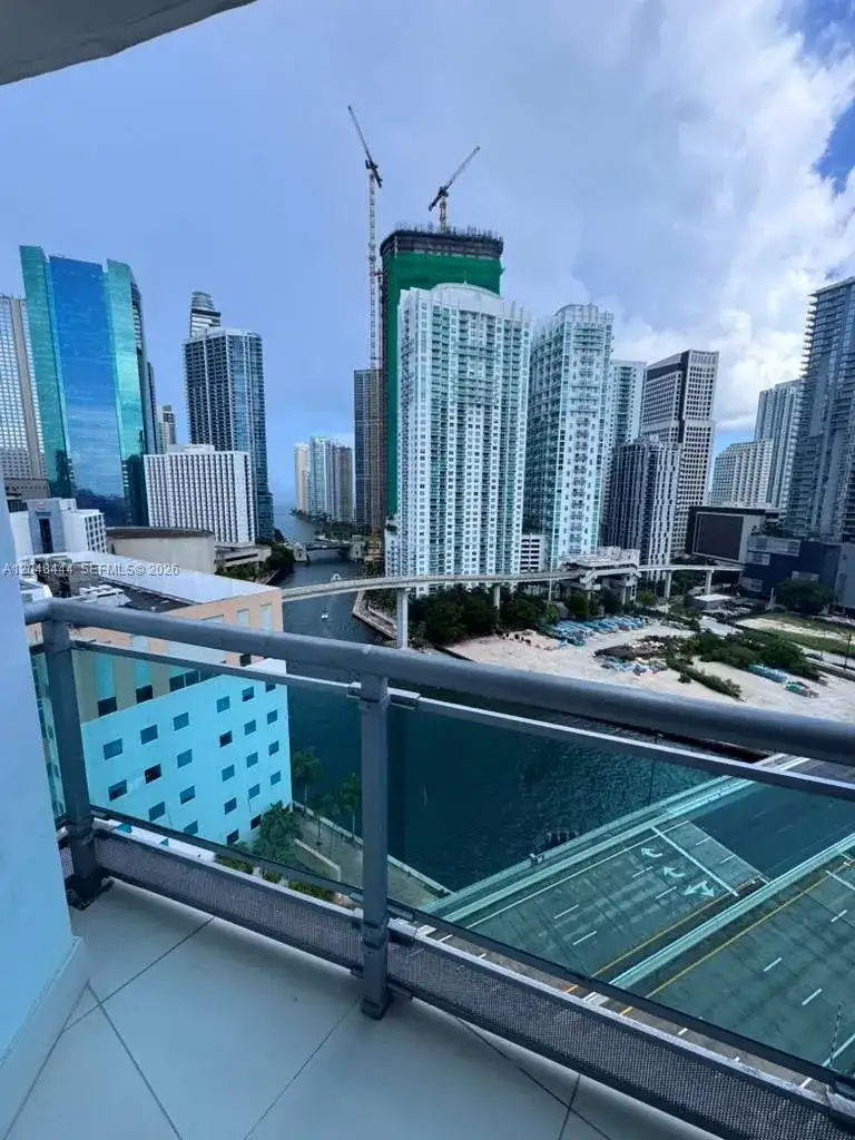350 S Miami Ave # 1902, Miami FL 33130 photo 2