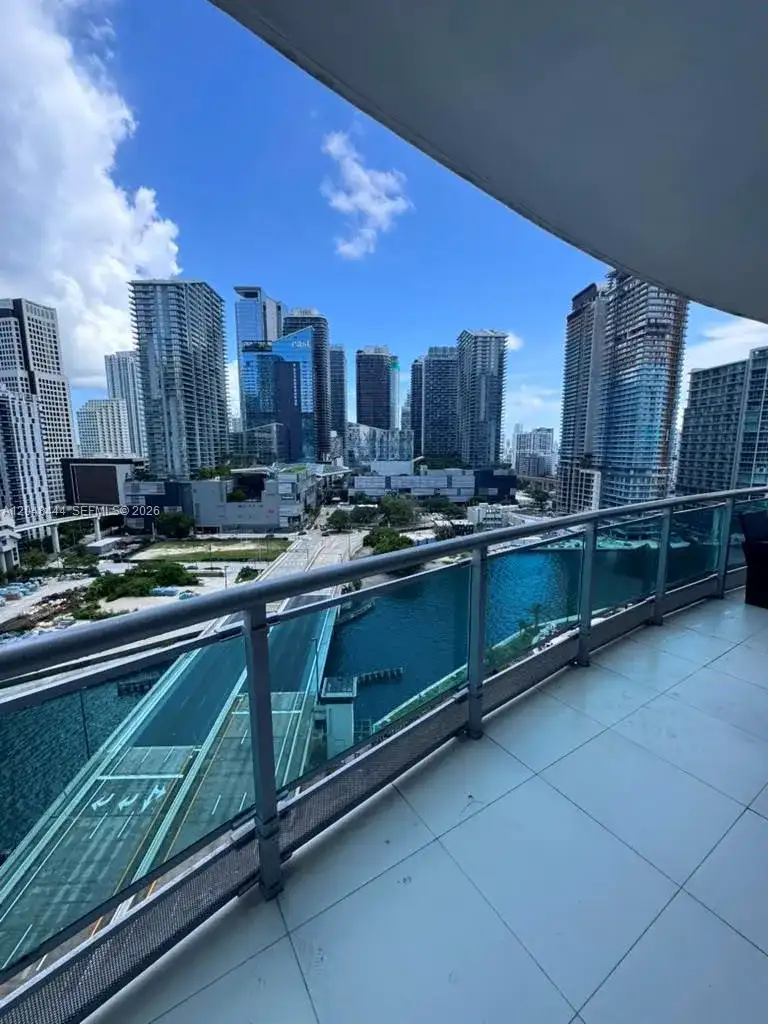 350 S Miami Ave # 1902, Miami FL 33130 photo 4
