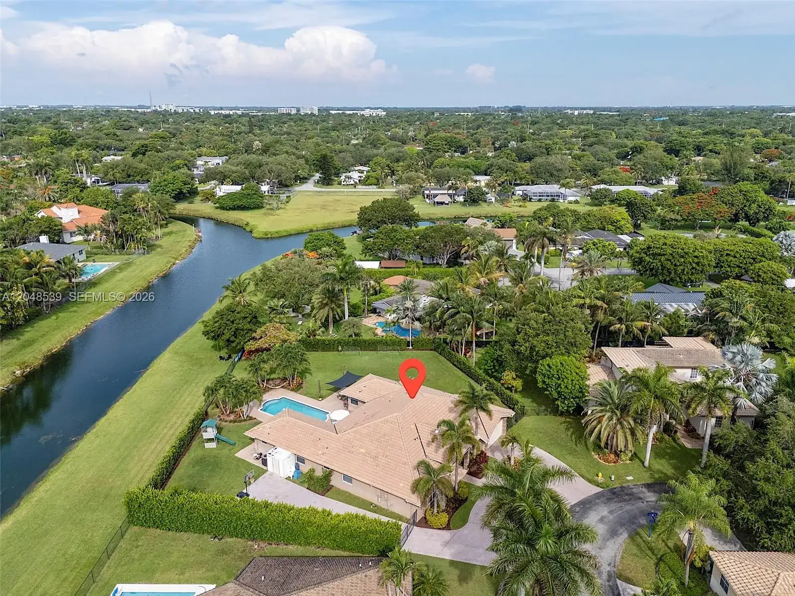 8298 SW 173rd Ter, Palmetto Bay FL 33157 photo 2