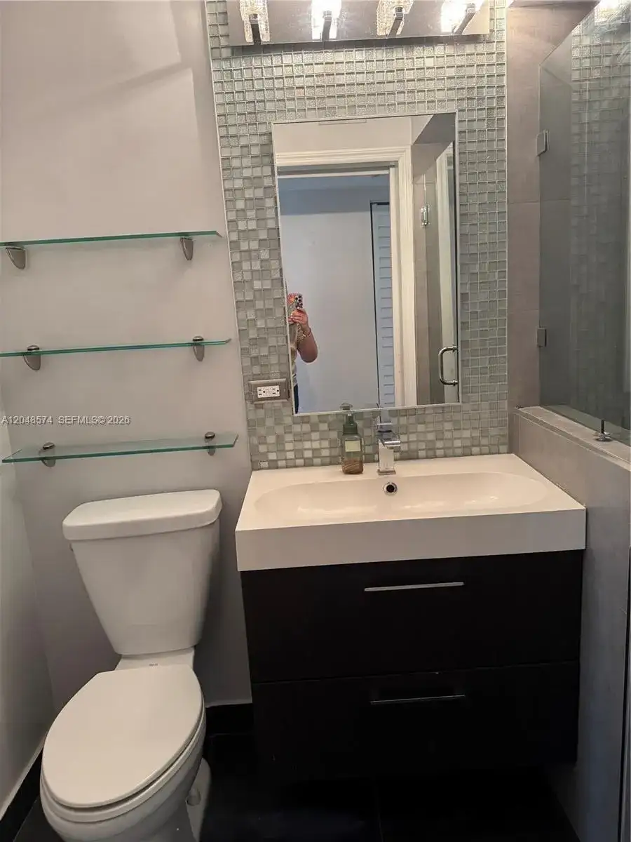 1205 Crystal Way, Delray Beach FL 33444 photo 3