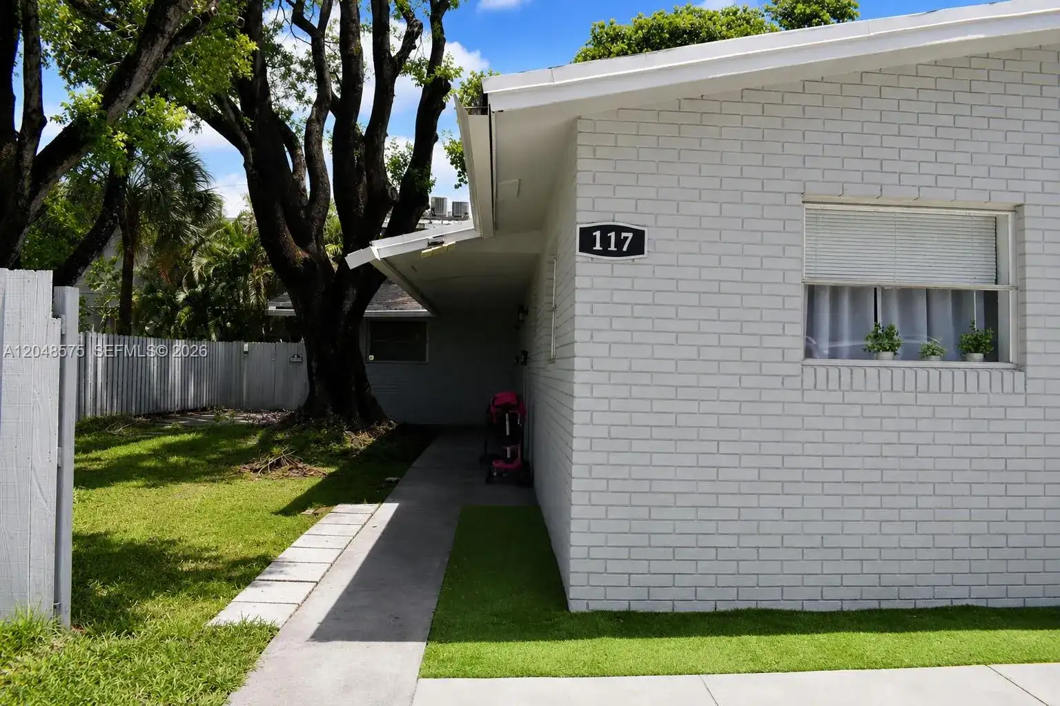 117 NE 30th Ct # 2, Wilton Manors FL 33334 photo 2