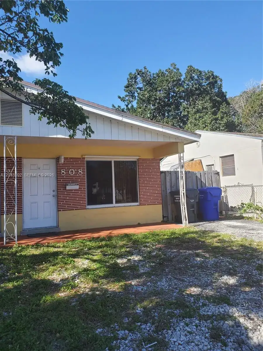 808 N 24th Ave # 1, Hollywood FL 33020 photo 2