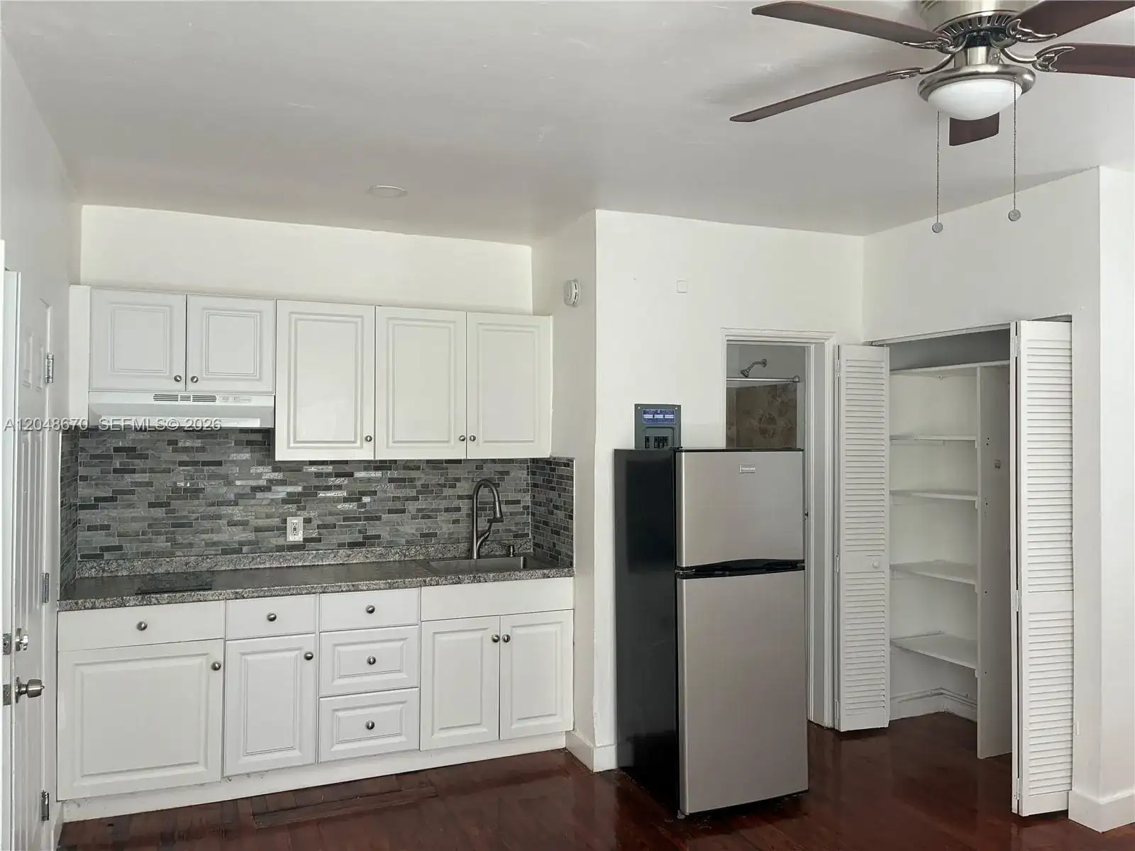 8020 Abbott Ave # 6, Miami Beach FL 33141 photo 3