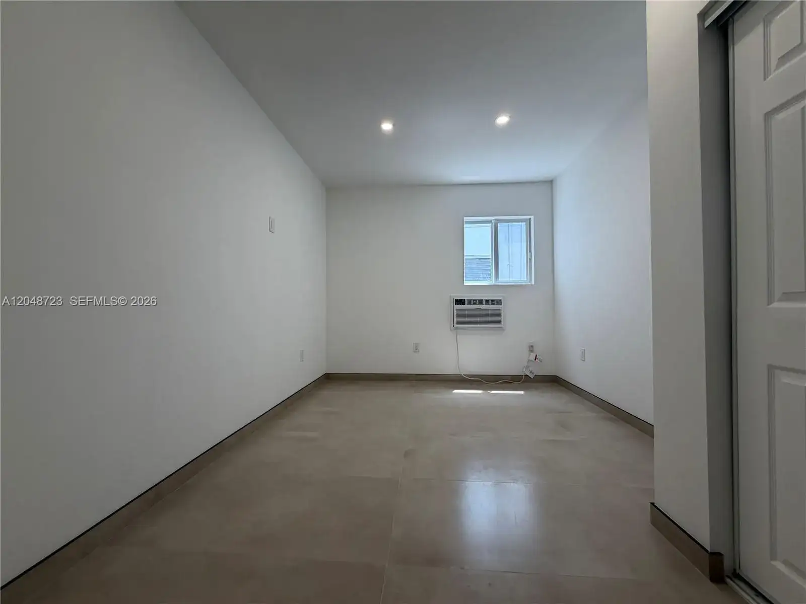 1235 Normandy Dr # 7, Miami Beach FL 33141 photo 2