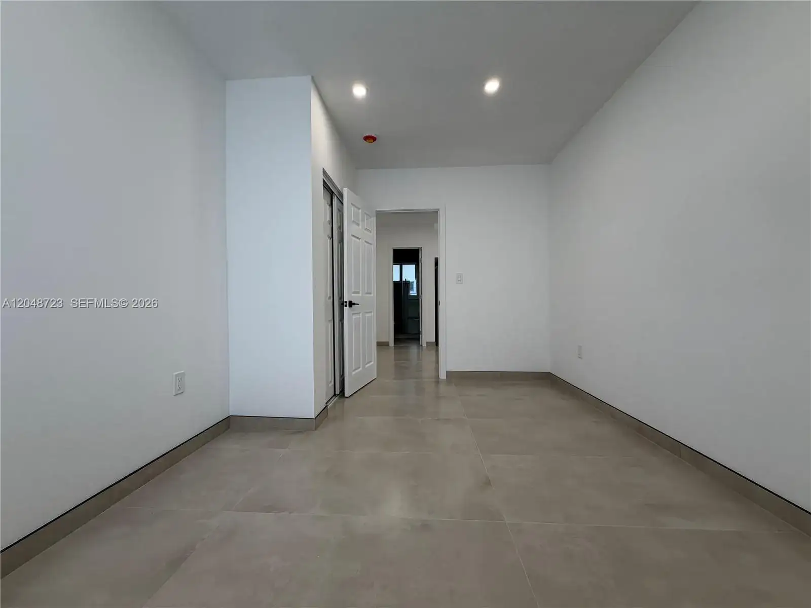 1235 Normandy Dr # 7, Miami Beach FL 33141 photo 3