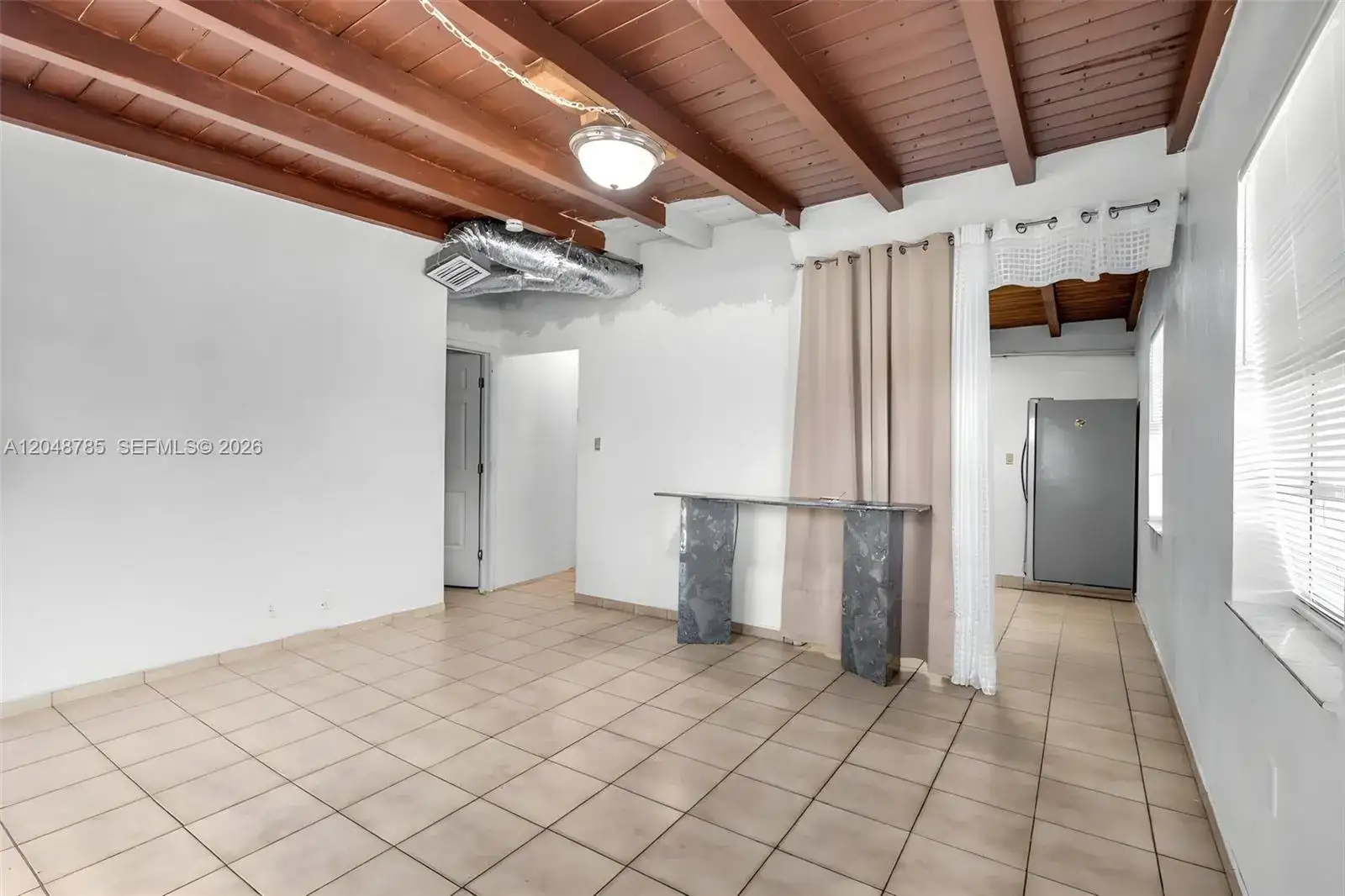 6084 E 7th Ave, Hialeah FL 33013 photo 5