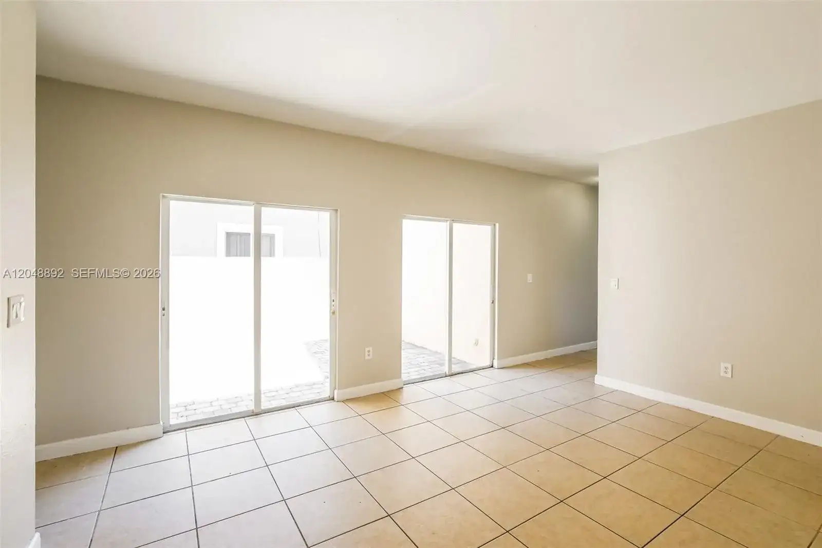 216 SE 32nd Ter, Homestead FL 33033 photo 4