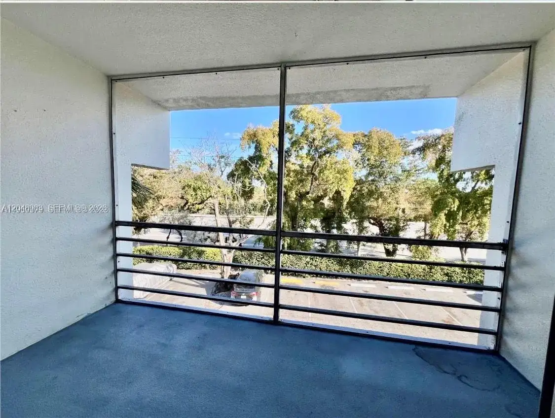 4255 N University Dr # 304, Sunrise FL 33351 photo 5