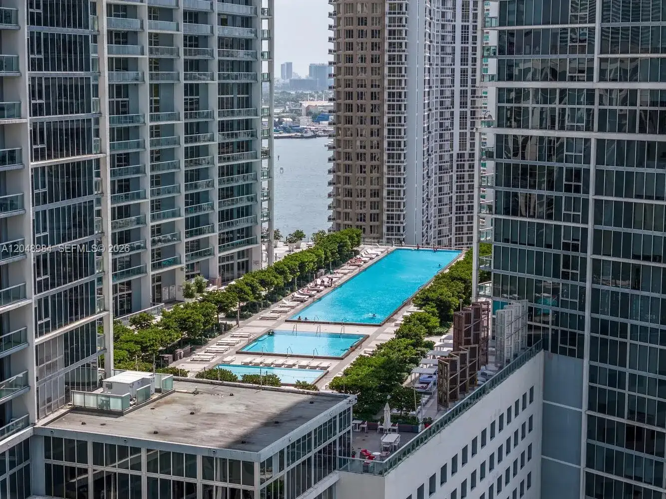 465 Brickell Ave # 3506, Miami FL 33131 photo 2