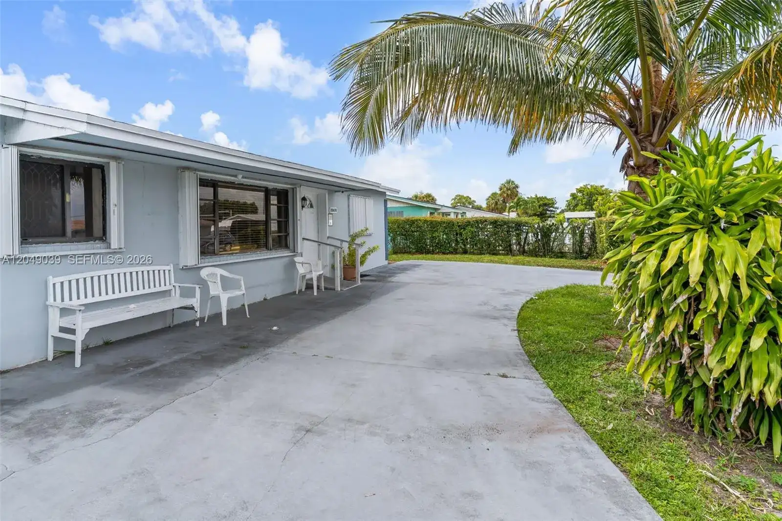 20630 NW 37th Ct, Miami Gardens FL 33055 photo 2