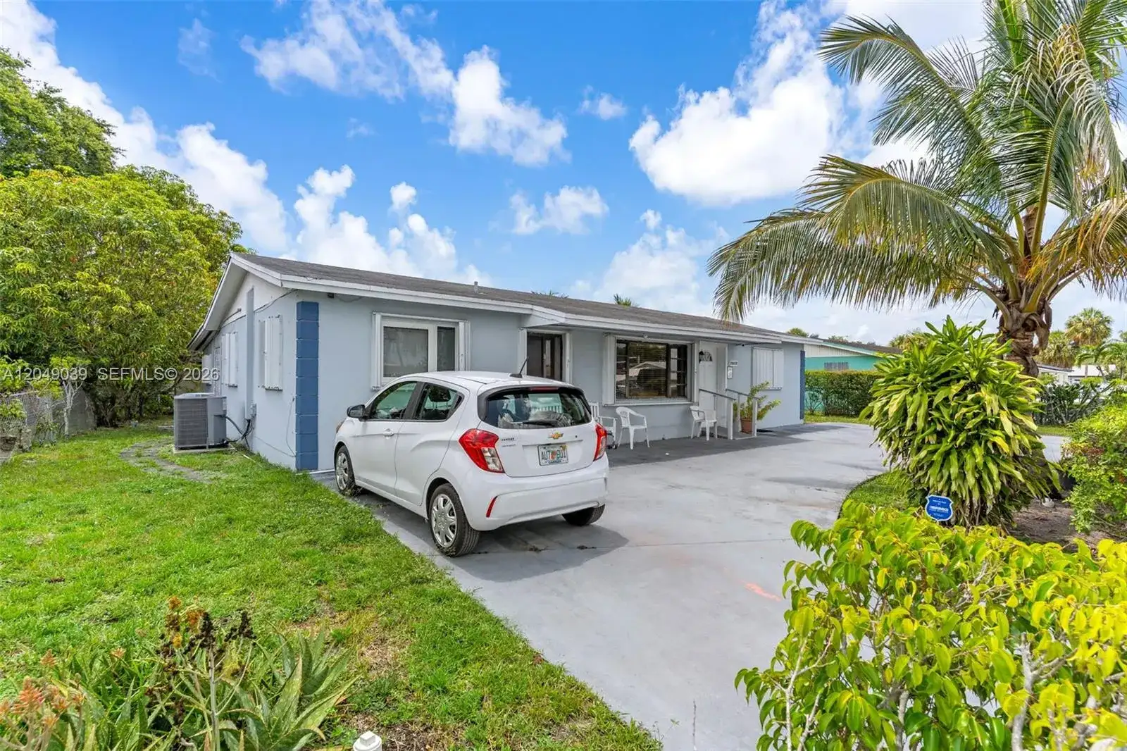 20630 NW 37th Ct, Miami Gardens FL 33055 photo 3