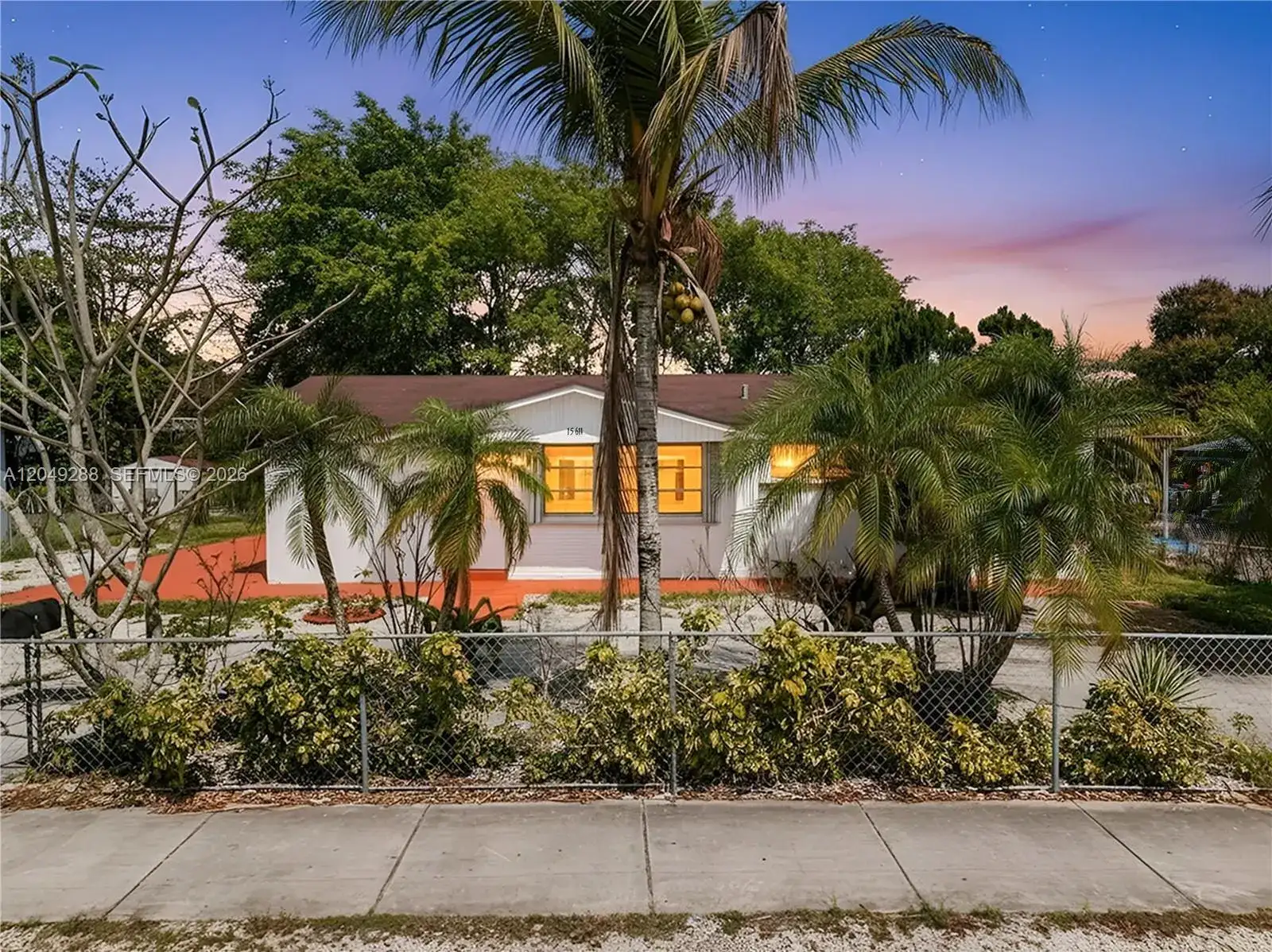 15611 SW 296th St, Homestead FL 33033 photo 2