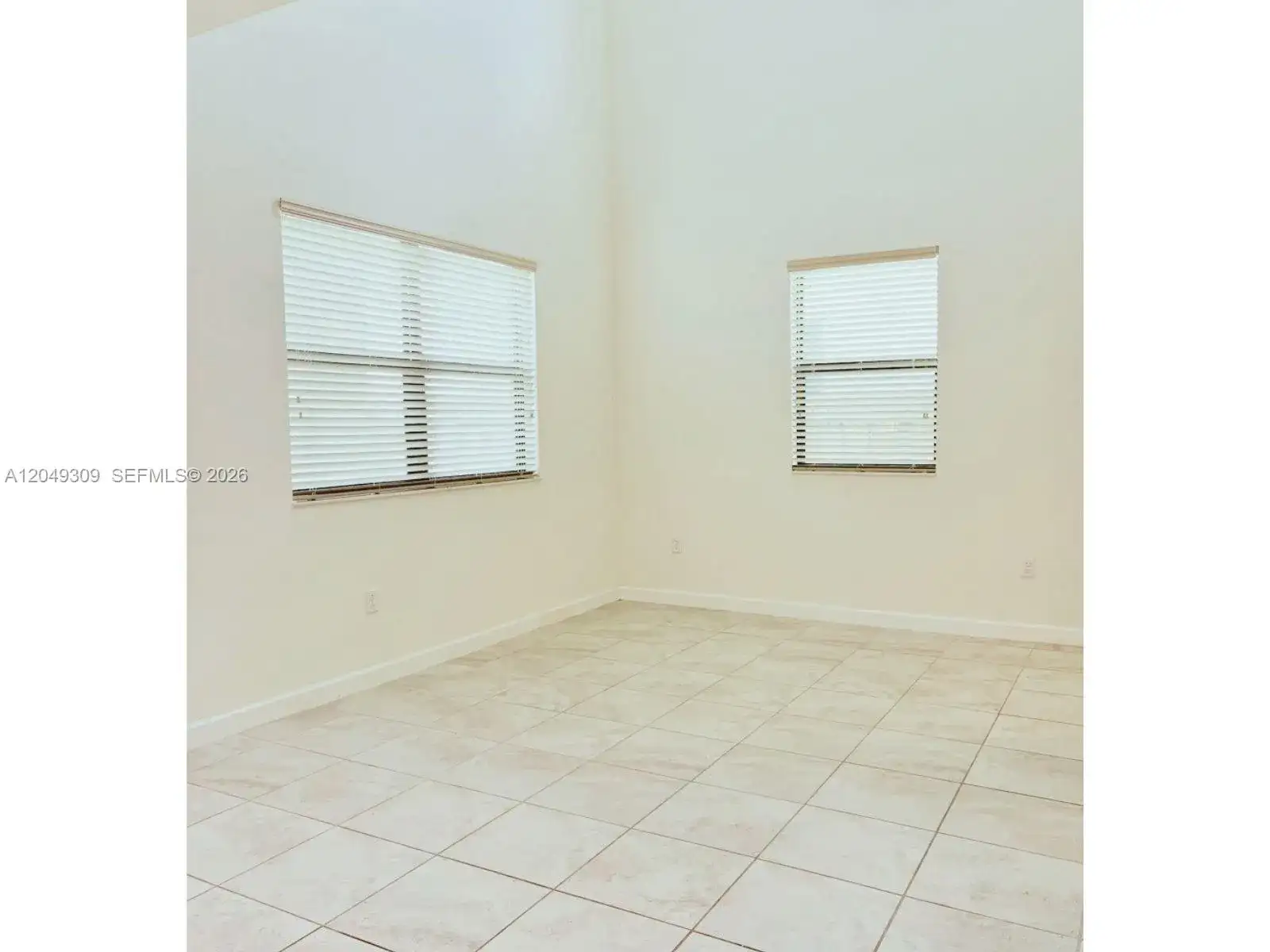 132 NE 24th Ave, Homestead FL 33033 photo 5