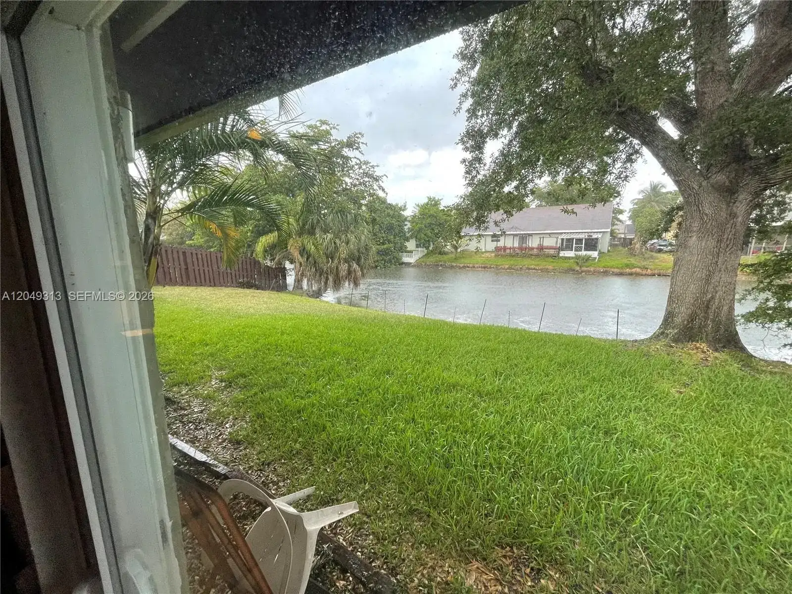2811 Devonwood Ave, Miramar FL 33025 photo 3