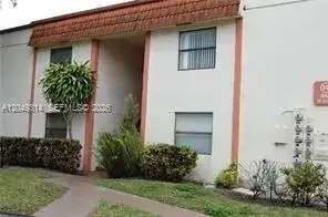 861 NE 207th Ln # 14, Miami FL 33179 photo 3