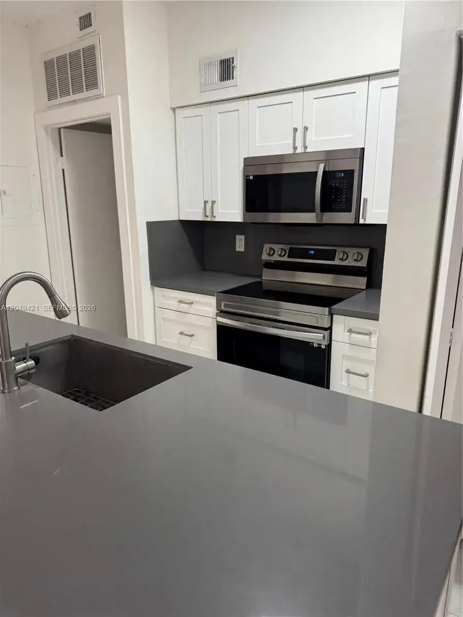 18344 NW 68th Ave # F, Hialeah FL 33015 photo 3