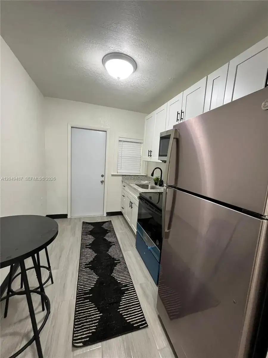 140 NW 13th St, Miami FL 33136 photo 5