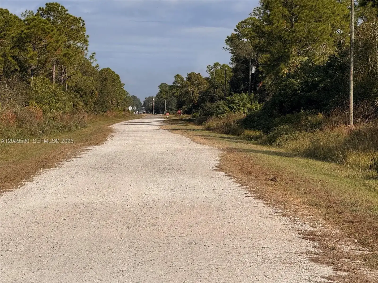 775 S Hacienda St, Clewiston FL 33440 photo 2