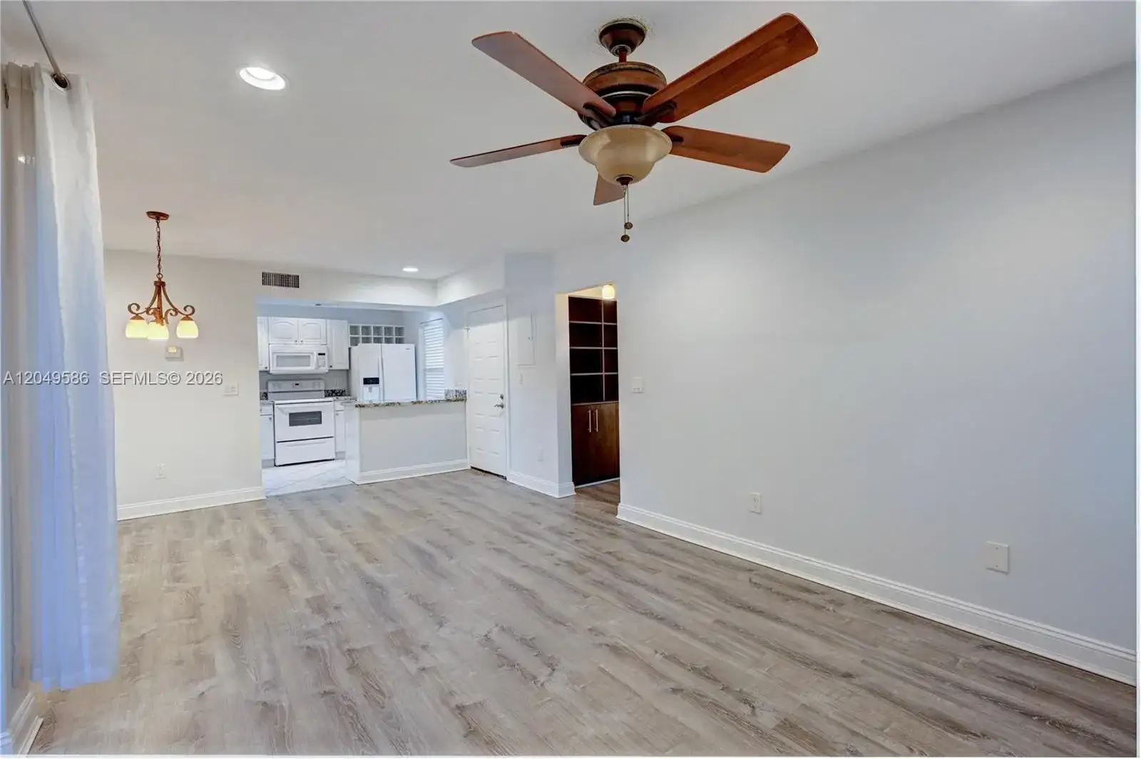 9858 NW 3rd St # 9858, Plantation FL 33324 photo 5