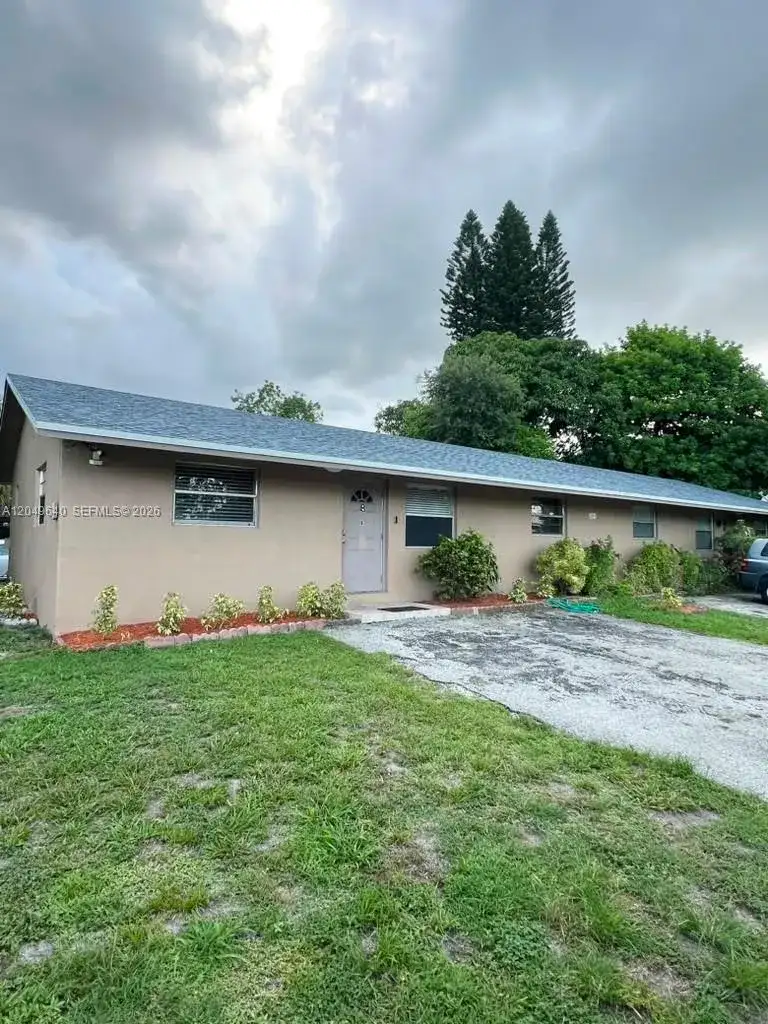 2201 Scott St # B, Hollywood FL 33020 photo 2