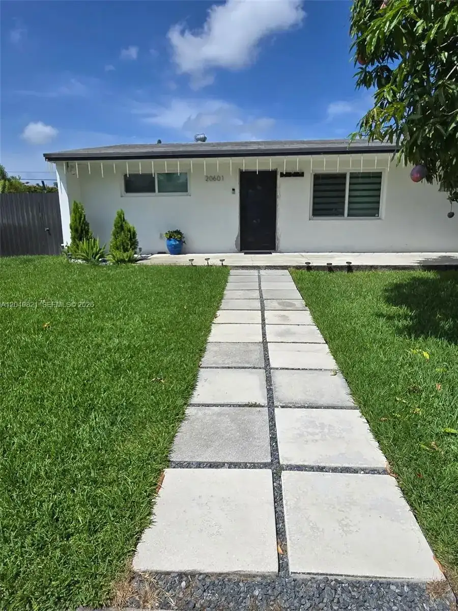 20601 SW 116th Rd # B, Miami FL 33189 photo 3