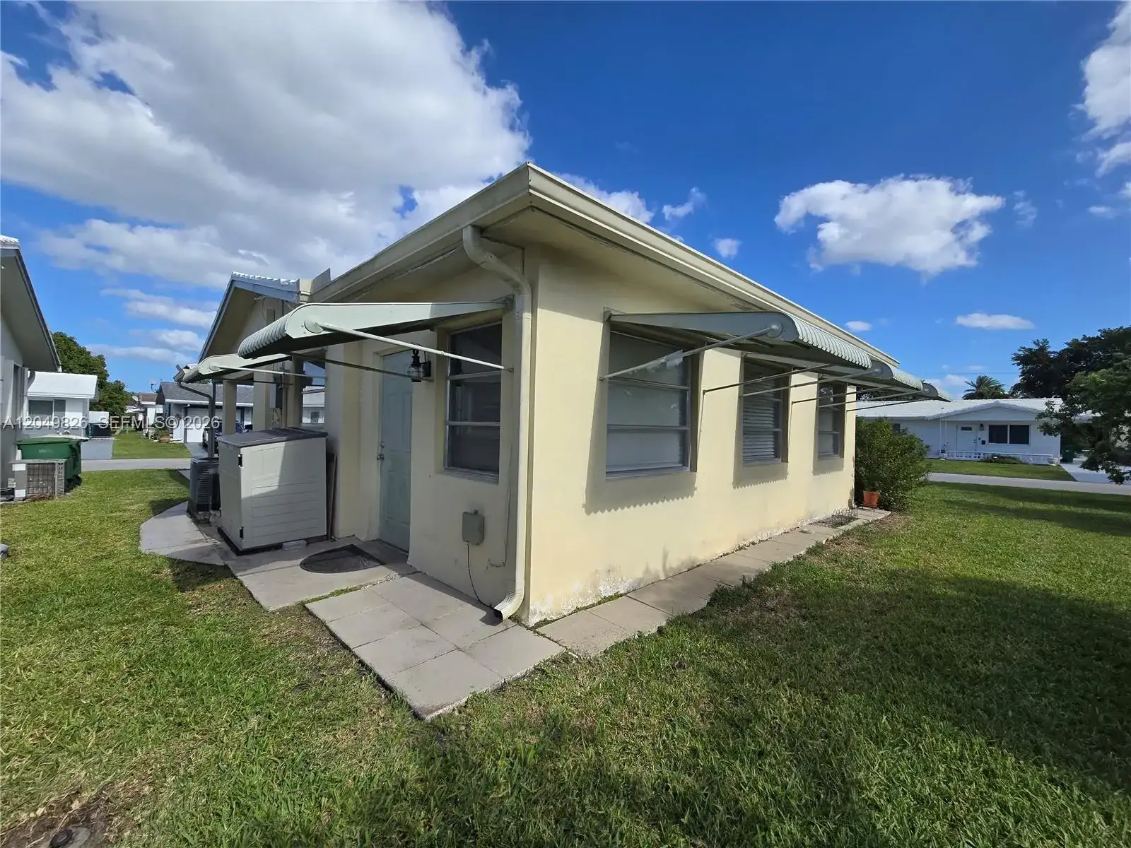 4805 NW 45th Ave, Tamarac FL 33319 photo 2