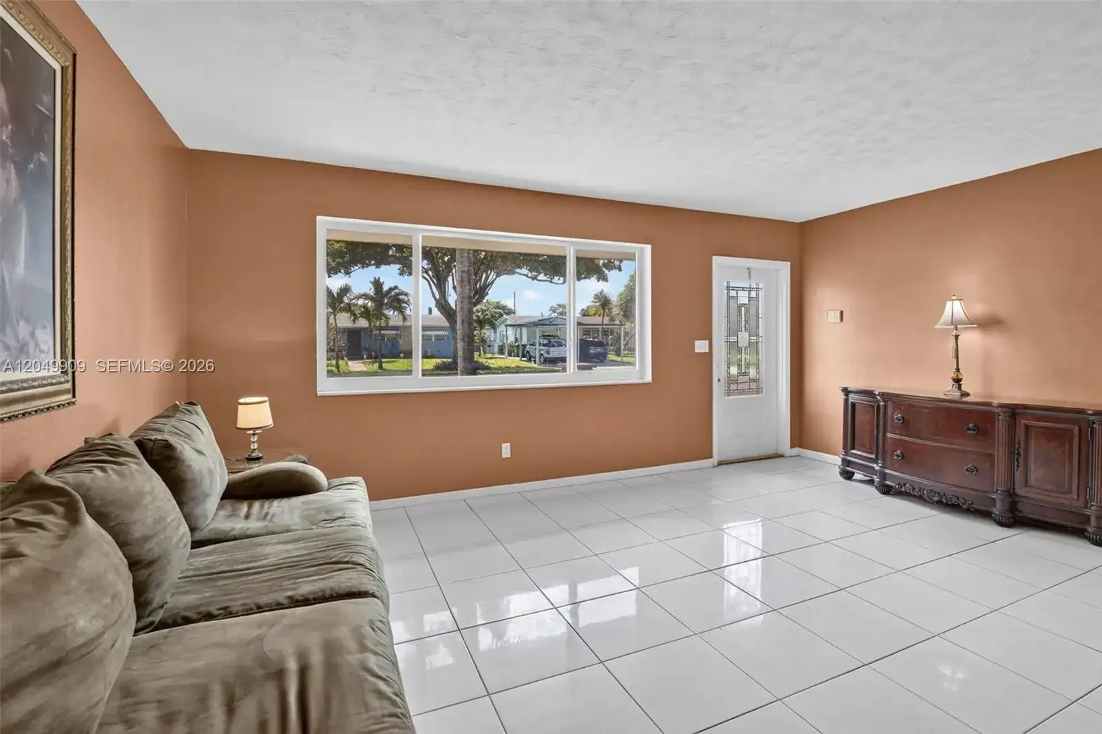 130 NW 78th Ave, Pembroke Pines FL 33024 photo 5
